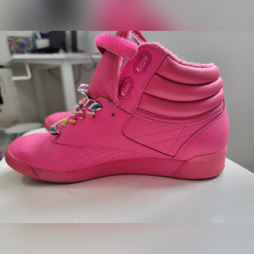 Hot Pink Limited Edition Reebok Freestyle Hi - Picture 3 of 6